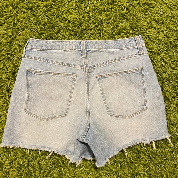 Universal Thread denim shorts - Picture 2 of 3